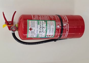 شقة بغرفتين نوم وصالة