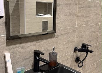 استديو بسرير ماستر وجلسة جانبية