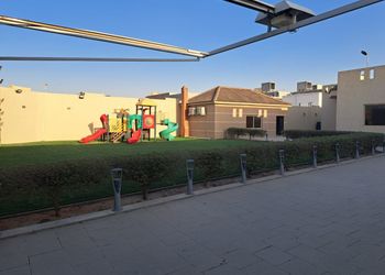استراحة بمسطح اخضر