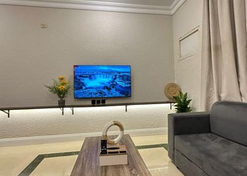 شقه بصاله وغرفه نوم ومطبخ