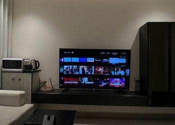 استديو فاخر بجاكوزي 