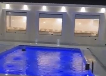 شاليه بصاله ومسبح خارجي 