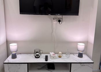 استديو بسرير ماستر 