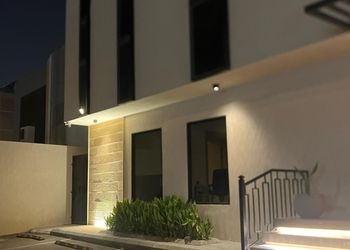 استديو بدخول ذاتي 