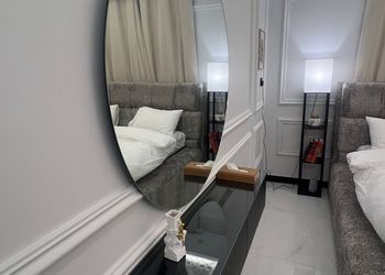 استديو هادئ بدخول ذاتي 
