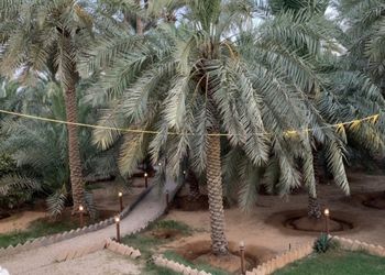مزرعة بمناظر خلابة وجلسة خارجية 