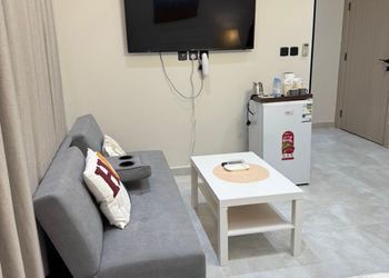استديو هادئ بسرير ماستر