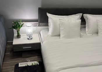 استديو مميز بدخول ذاتي 