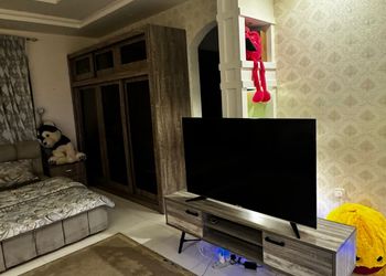 استديو هادئ بدخول ذاتي 