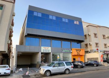 استديو هادئ بأثاث انيق