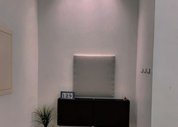 شقة بصالة وغرفتين نوم