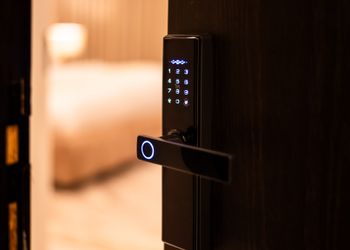 استديو بسرير ماستر ودخول ذاتي 