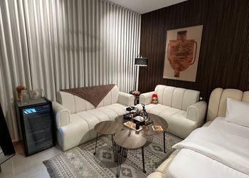 استديو هادئ بسرير ماستر 