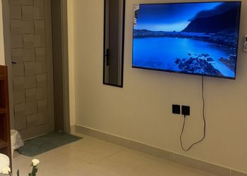 استديو بسرير ماستر وجلسة جانبية 