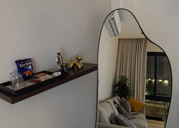 استديو هادئ بسرير ماستر