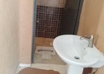 شاليه بمسبح وألعاب مائية
