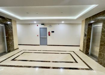 شقة بصالة وغرفتين نوم