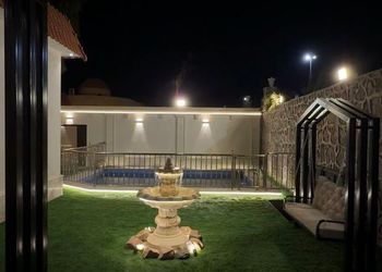 استراحة بمسبح