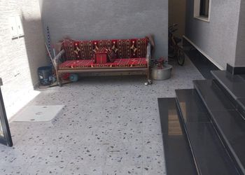 شقة بثلاث غرف نوم وصالة