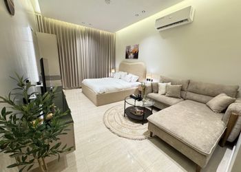 استديو بدخول ذاتي وتصميم أنيق 