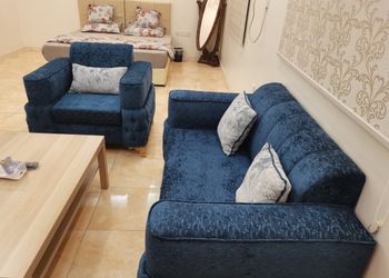 استديو بسرير ماستر وجلسة 