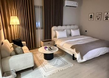 استديو بسرير ماستر ودخول ذاتي