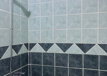 استديو بأثاث مريح وبسيط 