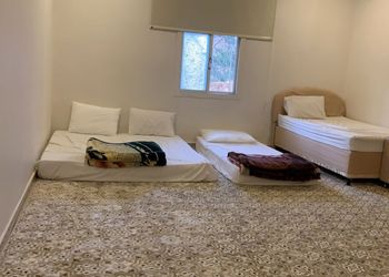 استراحة بمجلس بإطلالة على الجبل