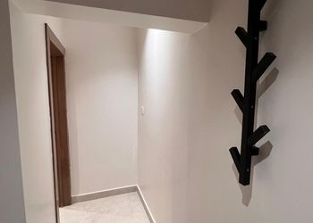 استديو بدخول ذاتي وسرير مريح 