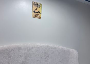 استديو بسرير ماستر وأثاث مريح 