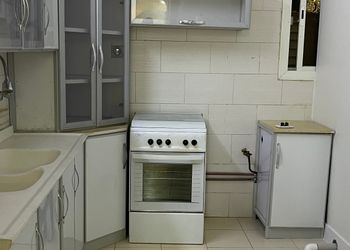 شقة بغرفة جلوس وغرفتين نوم 