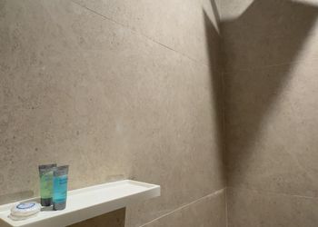 استديو هادئ بسرير ماستر 