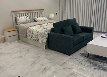 استديو بسرير ماستر وأثاث مريح