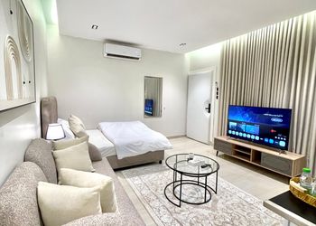 استديو دخول ذاتي وسرير ماستر