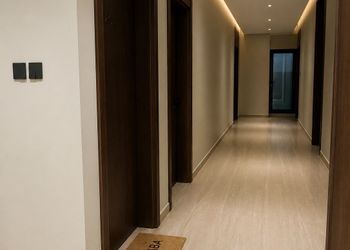 استديو بسرير ماستر وجلسة جانبية
