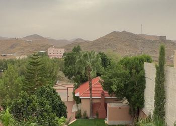 شاليه بصالة أنيقة وغرفتين نوم 