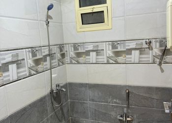 استديو هادئ بسرير ماستر 