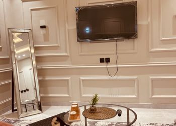 استديو بأثاث مريح وبسيط 