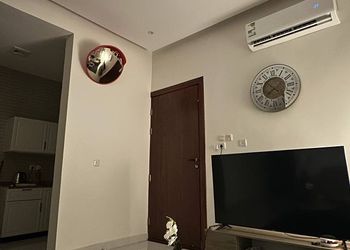 شقة بغرفة نوم وصالة 