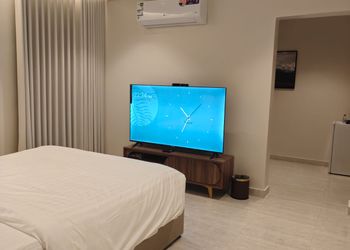 استديو بسرير ماستر