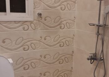شاليه بجلسة خارجية وألعاب أطفال