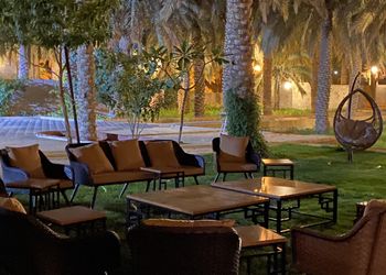 مزرعة 1 بجلسة مطلة على الجبل 
