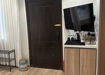 استديو هادئ بسرير ماستر 