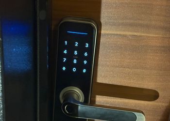 استديو بسرير ماستر ودخول ذاتي