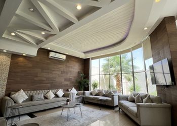 شاليه بمسبح وألعاب اطفال