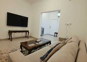 استديو بسرير ماستر وجلسة جانبية