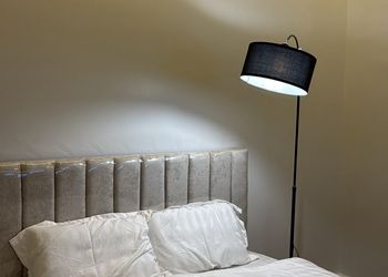 استديو بسرير ماستر