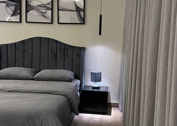 شقة بغرفة نوم وصاله مريحه