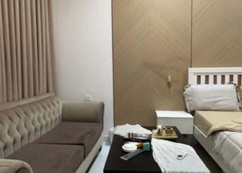 استديو بسرير ماستر 