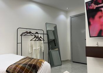 استديو هادئ بسرير ماستر 